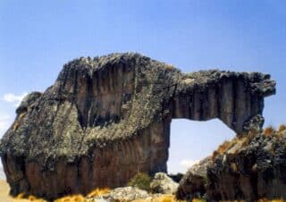 Explorando los Bosques de Piedra en el Perú: Maravillas Geológicas de Pasco, Cusco, Cajamarca y Más