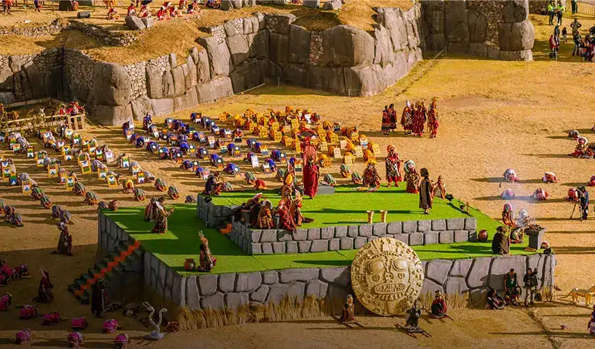 sitio arqueologico saqsaywaman cultura inca cusco