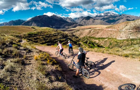 Bike tour in Salt Mines of Maras and Moray