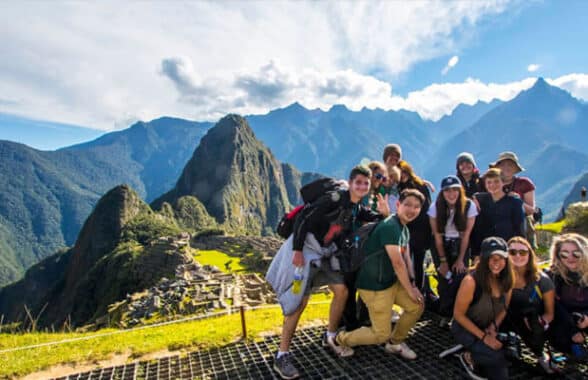 Sacred Valley Tour & Short Inca Trail to Machu Picchu 3 days / 2 Nights
