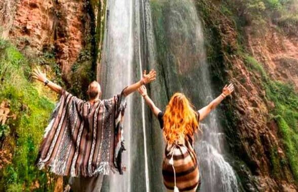 Tour Catarata de Perolniyoc y Ñaupa Iglesia Full Day