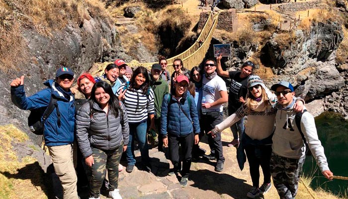 Puente Inca Q’eswachaka y Machu Picchu Tour 2 dias / 1 noche